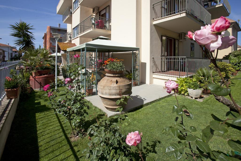 Hotel Corallo Albinia Exteriér fotografie